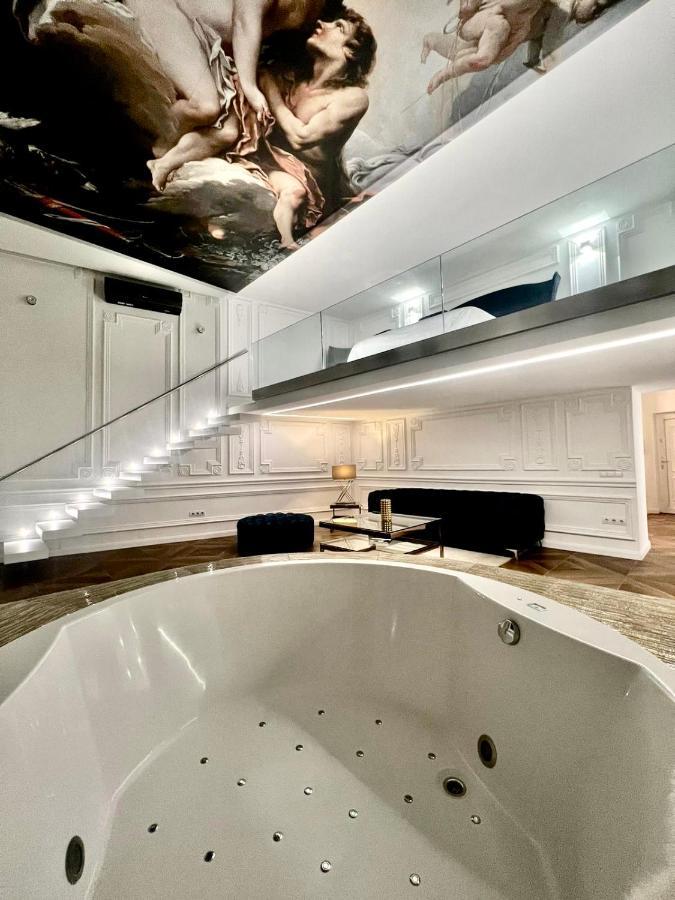 Vip Jacuzzi Luxury Apartamento Budapeste Exterior foto