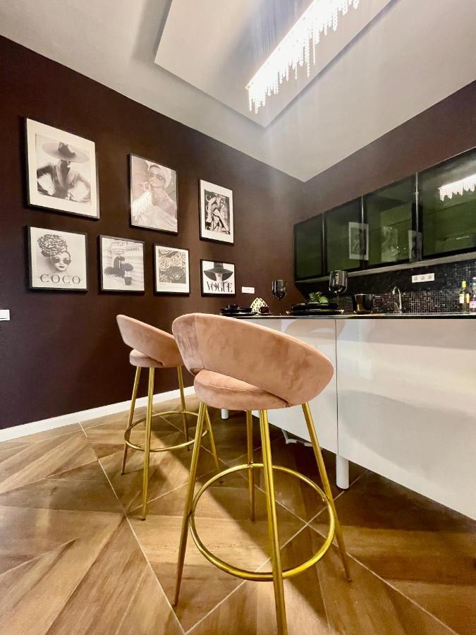 Vip Jacuzzi Luxury Apartamento Budapeste Exterior foto