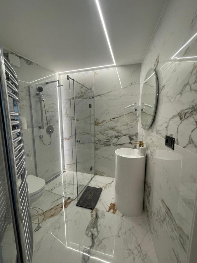 Vip Jacuzzi Luxury Apartamento Budapeste Exterior foto