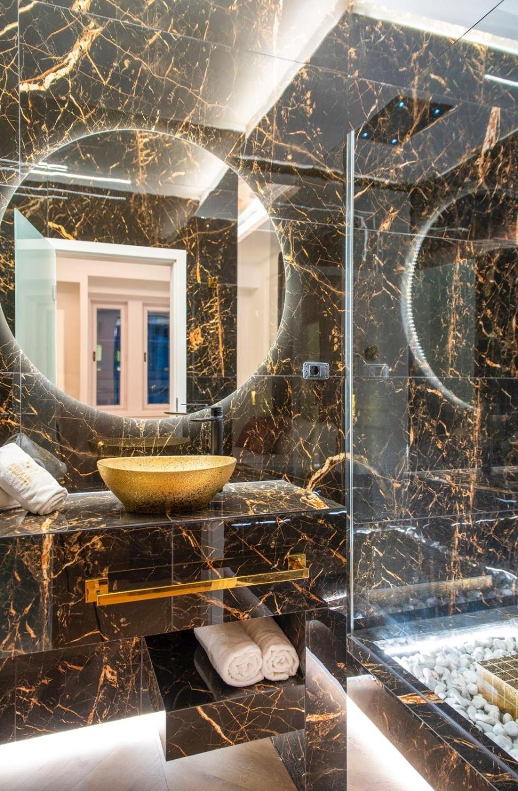 Vip Jacuzzi Luxury Apartamento Budapeste Exterior foto