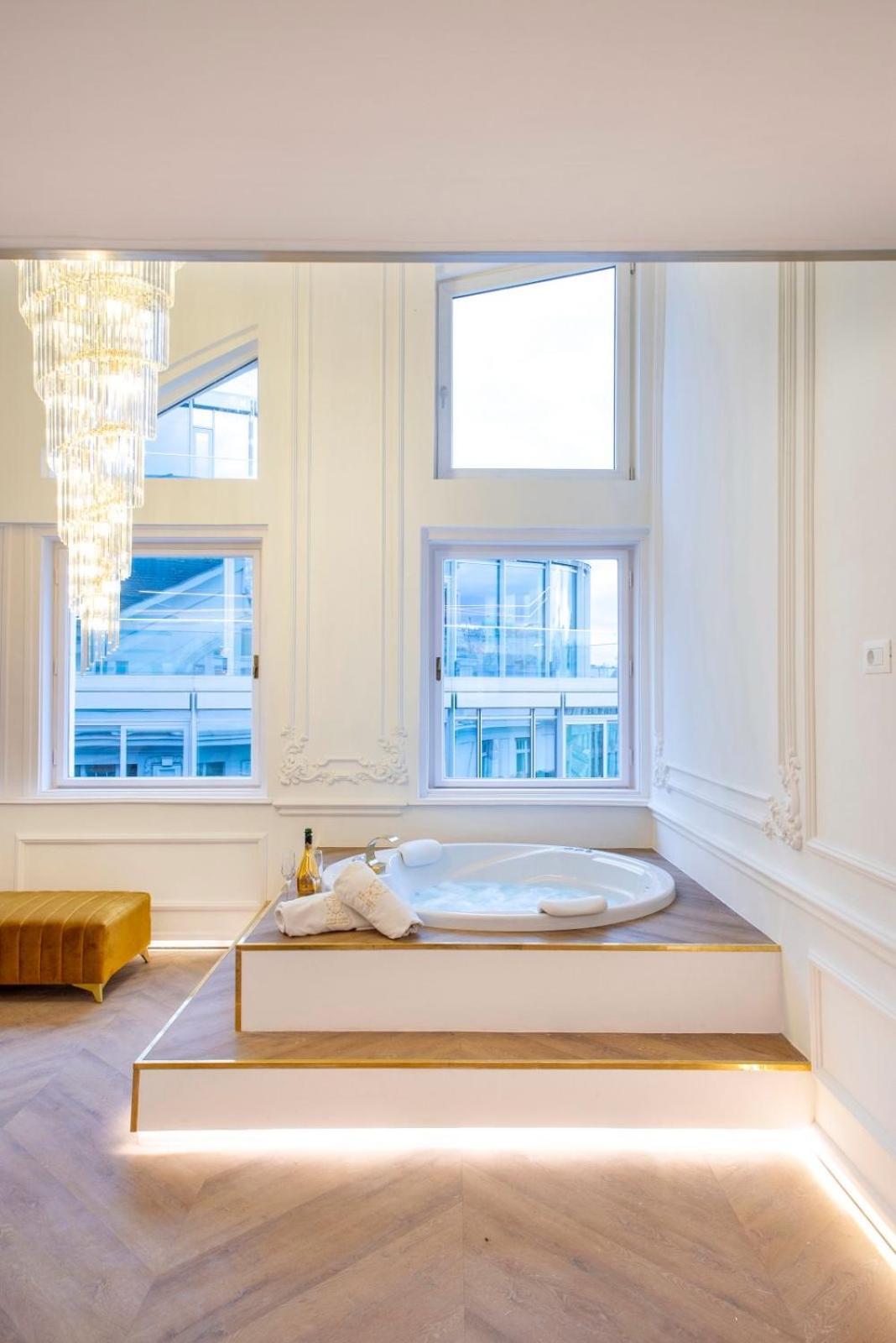 Vip Jacuzzi Luxury Apartamento Budapeste Exterior foto